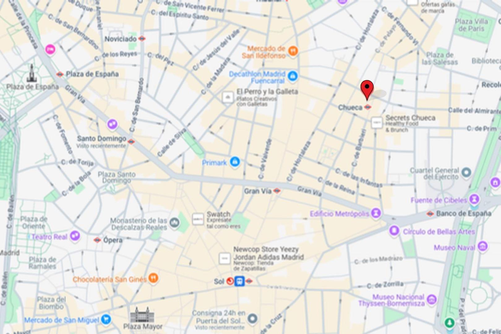 Pequeno Rincon Para 3, En Plaza De Chueca Madrid Eksteriør billede